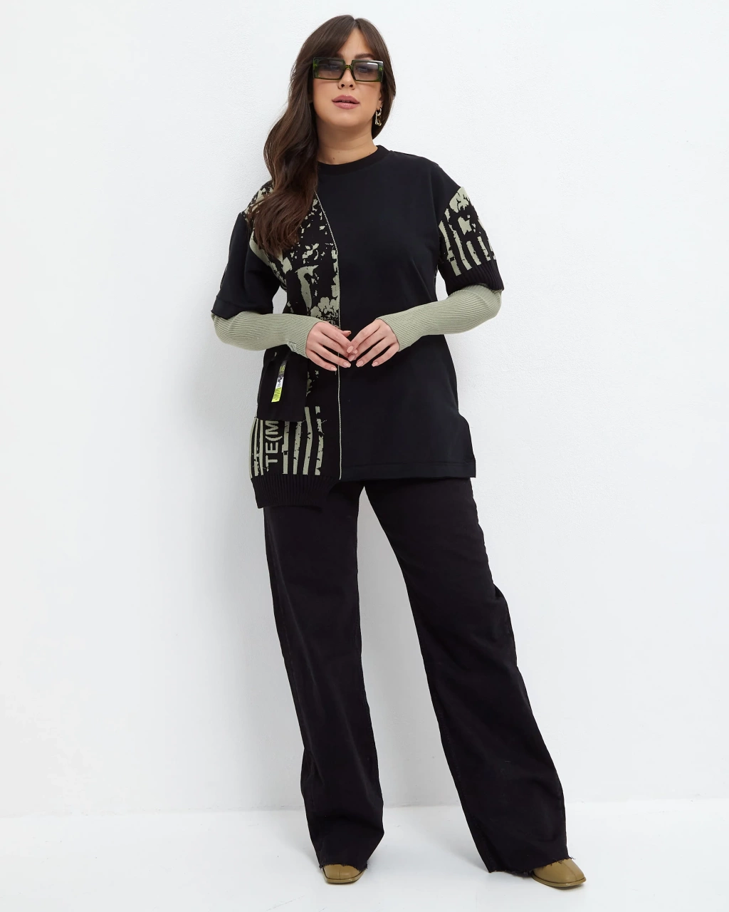 Jersey oversize jumper with a label black and khaki