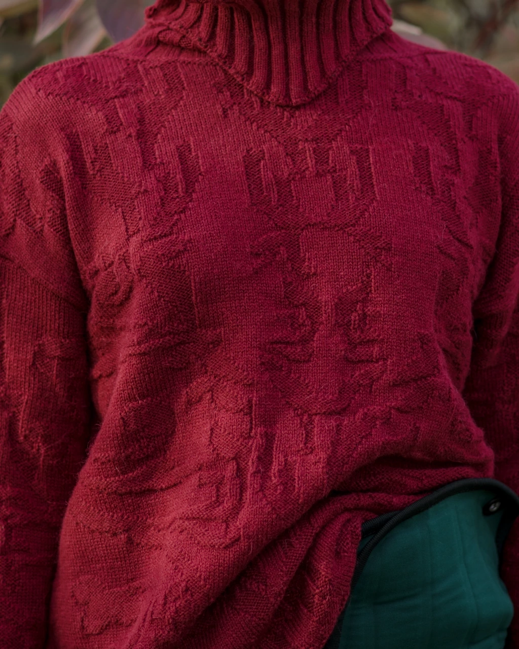 Merino and alpaca wool oversize sweater burgundy