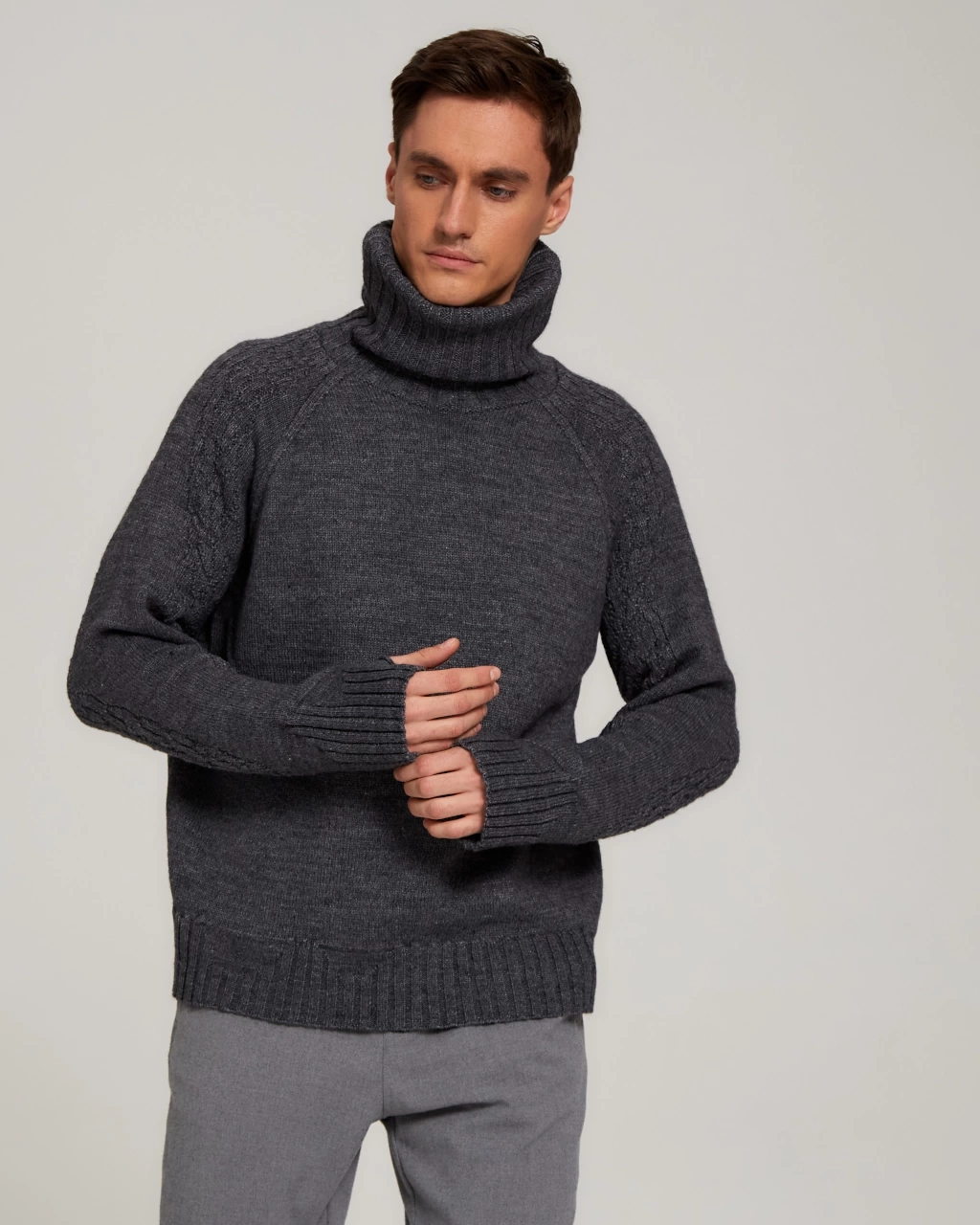 Merino and alpaca wool oversize sweater graphite